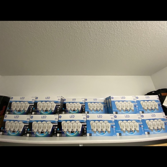 GE 9W A19 LED Soft White 8 pack💡💡💡💡💡💡💡💡 - Picture 3 of 3